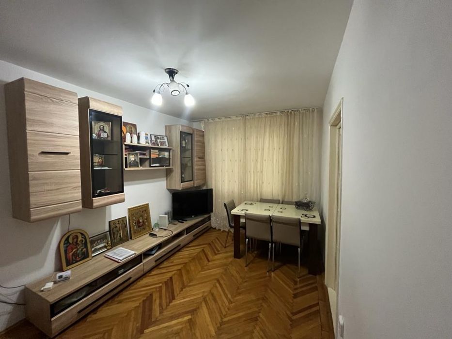 Apartament de inchiriat