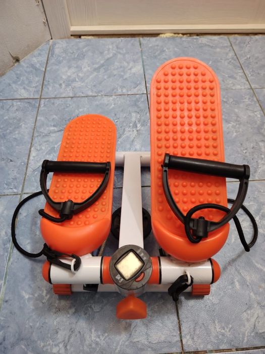 Продам тренажер степпер