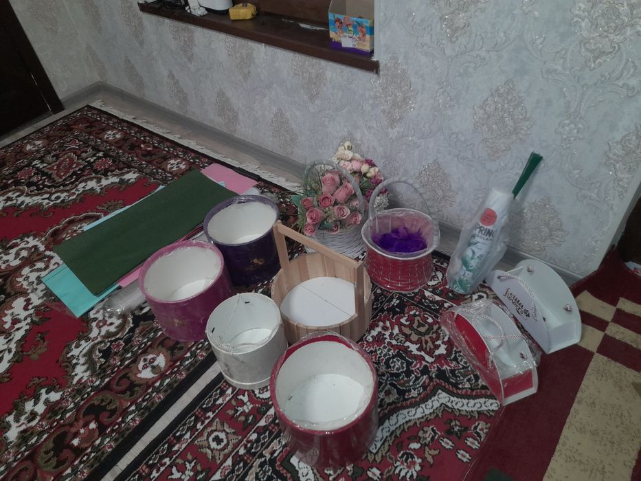 Gul savati karobkalari gul buketlari sotiladi