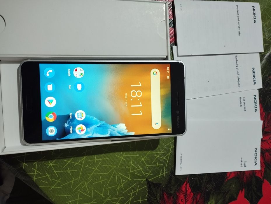 Nokia 6. Продавам го