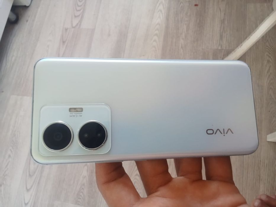 Продам смартфон  виво  55