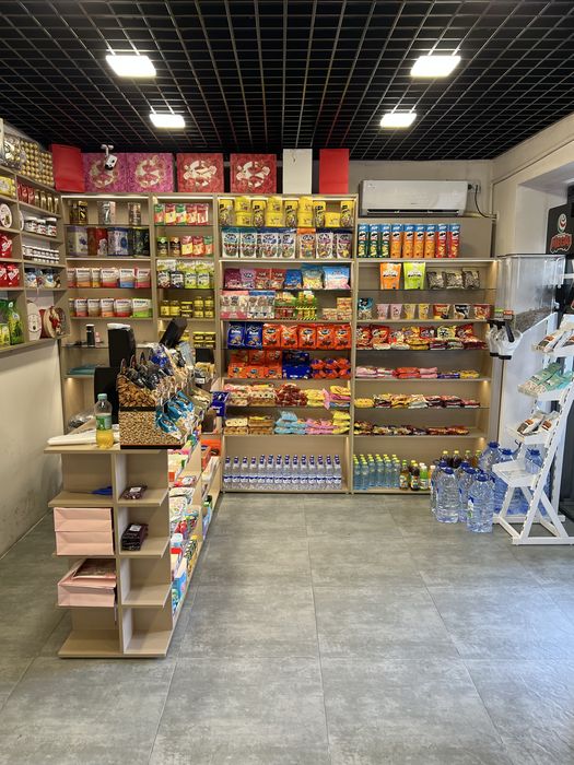 Tayyor biznes: Odam gavjum joyda oziq -ovqat do'koni sotiladi