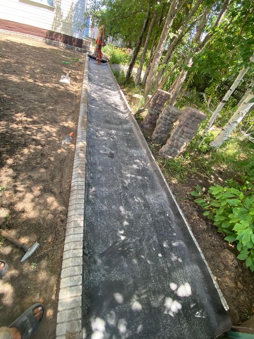 Укладка  плитки и брусчатки