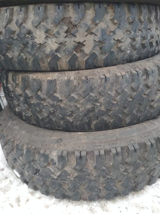 Продам покрышки.