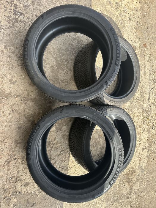 Продавам гуми 305/35/23 Michelin Pilot Alpin 5 SUV
