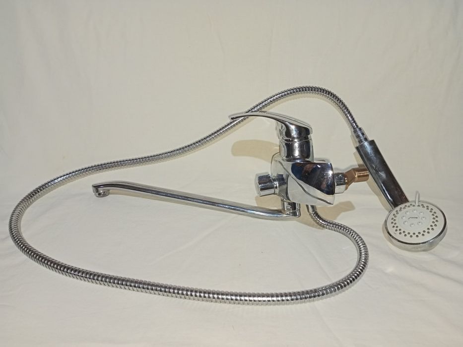 Дёшево Смеситель для ванны.