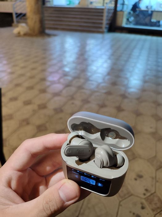 JBL Tour pro 2 sotiladi