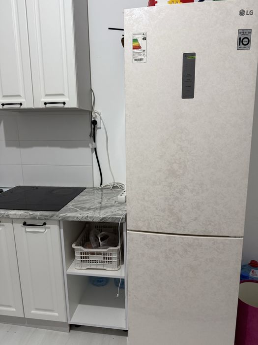 Холодильник для кухни