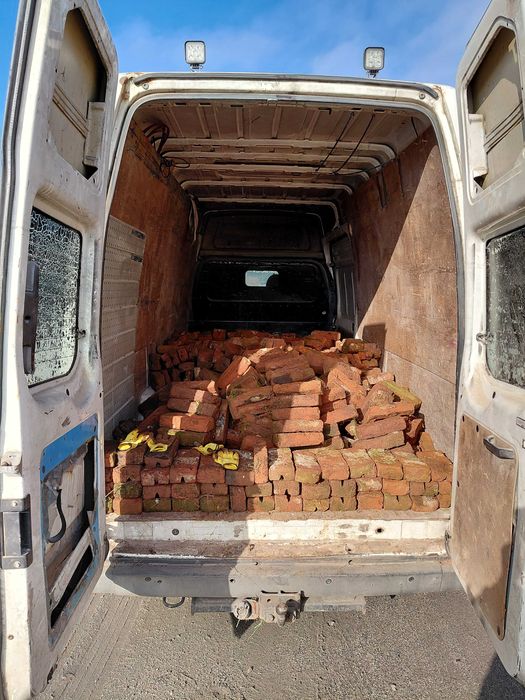 Продавм тухли 1чки