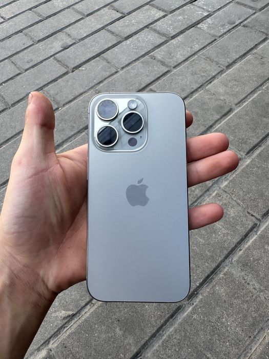 iPhone 15 pro 128gb