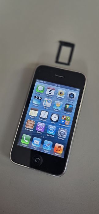 iPhone 3GS 16GB модел A1303