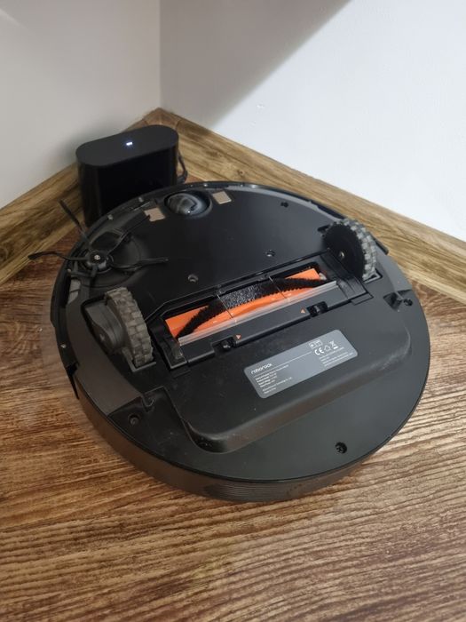 Aspirator robot Roborock S5, Mop, WiFi, Negru