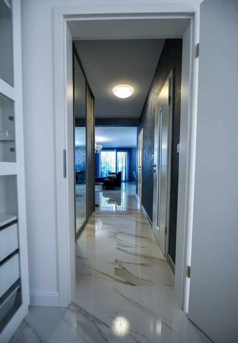 Дава се под наем Двустаен апартамент в София, Център - 75 кв.м за 223999 € - Снимка #7