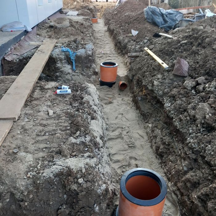 Canalizare exterioara la 110 lei / ml manopera