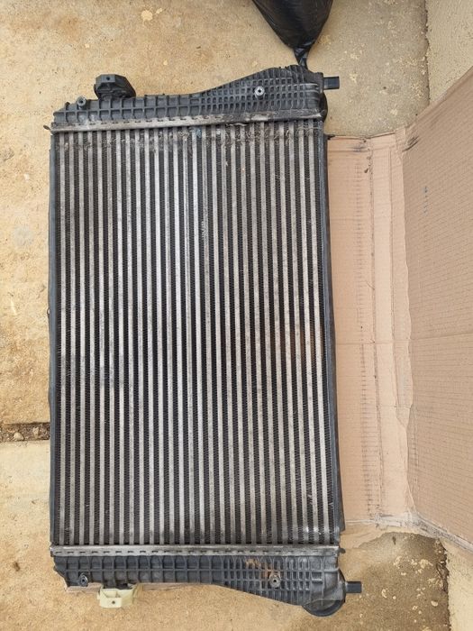 Radiator intercooler vW Tiguan 5N 2.0 TDI  200 lei