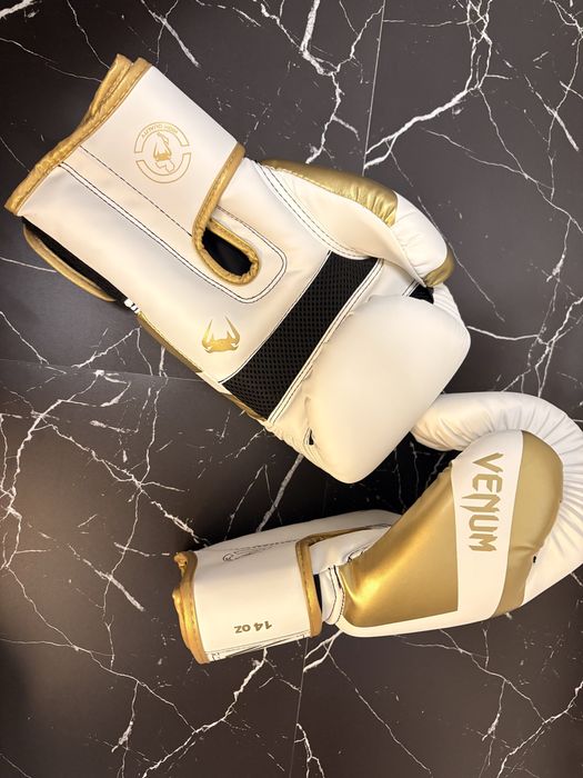 Mănuși Box Venum 14 OZ White Gold – NOI, Kickbox/MMA/Box