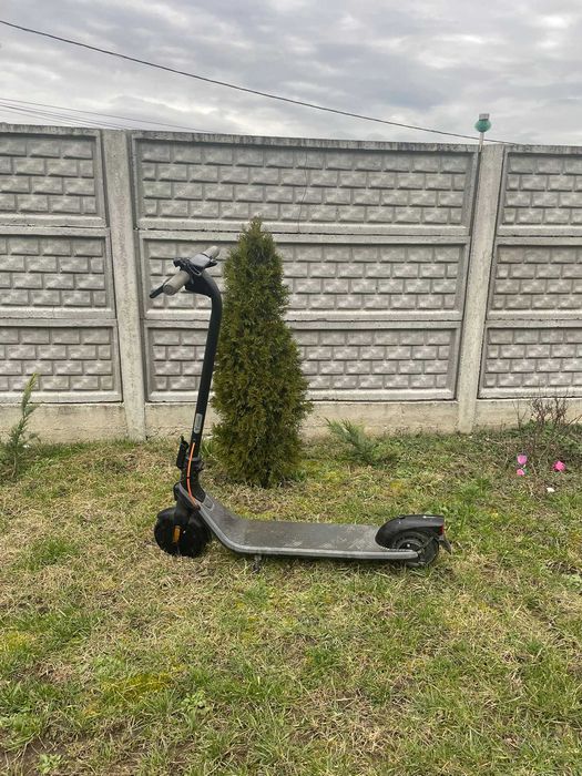 Trotineta electrica nineboot
