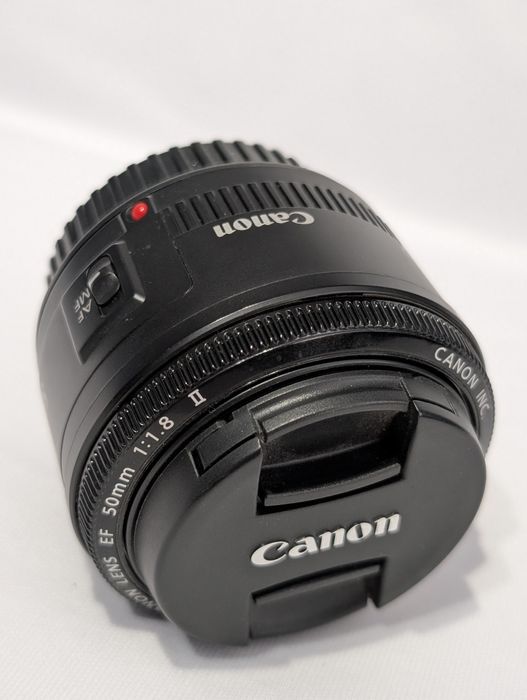 Фотоаппарат Canon EOS 600 D