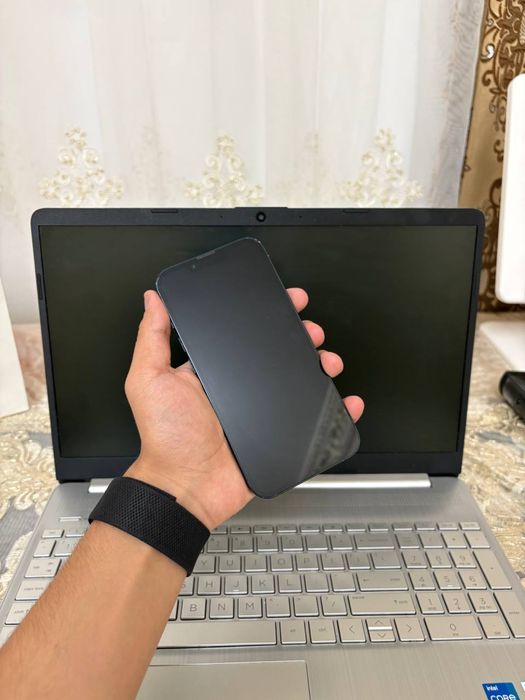 Iphone 13 ochilmagan