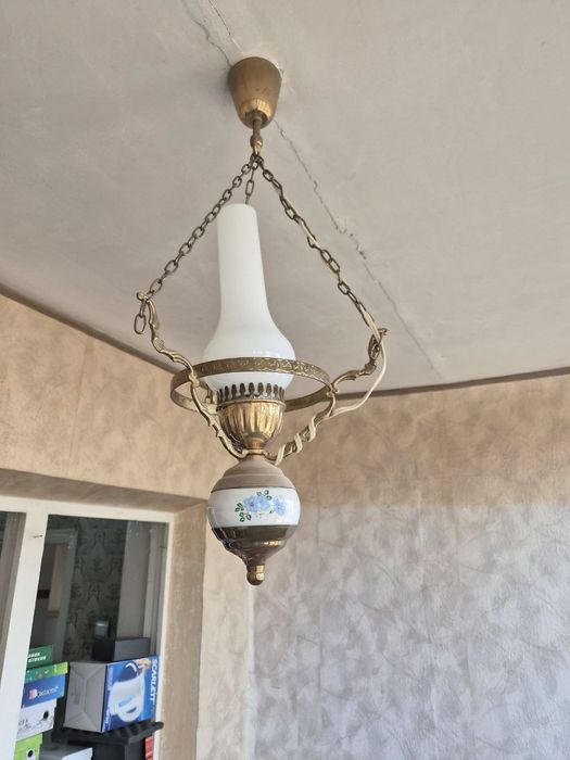 Люстра чешская с плафоном 2 штуки