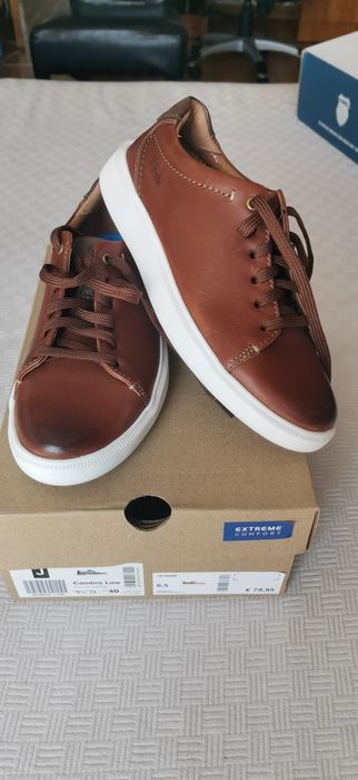 Pantofi clarks piele