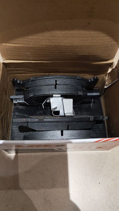 Чисто нови накладки ABE за Fiat Punto / Palio / Strada (C1F049ABE)