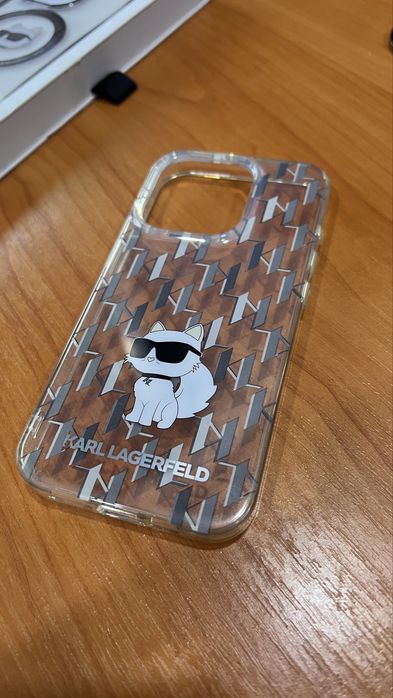 Чехлы на Iphone 15 pro + подарок