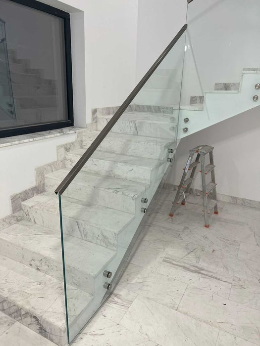 Balustrade de sticla pentru scari si balcoane