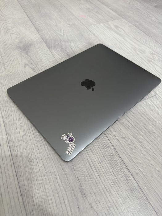 88% MacBook Air M1 | 8/256 ГБ | Space Gray