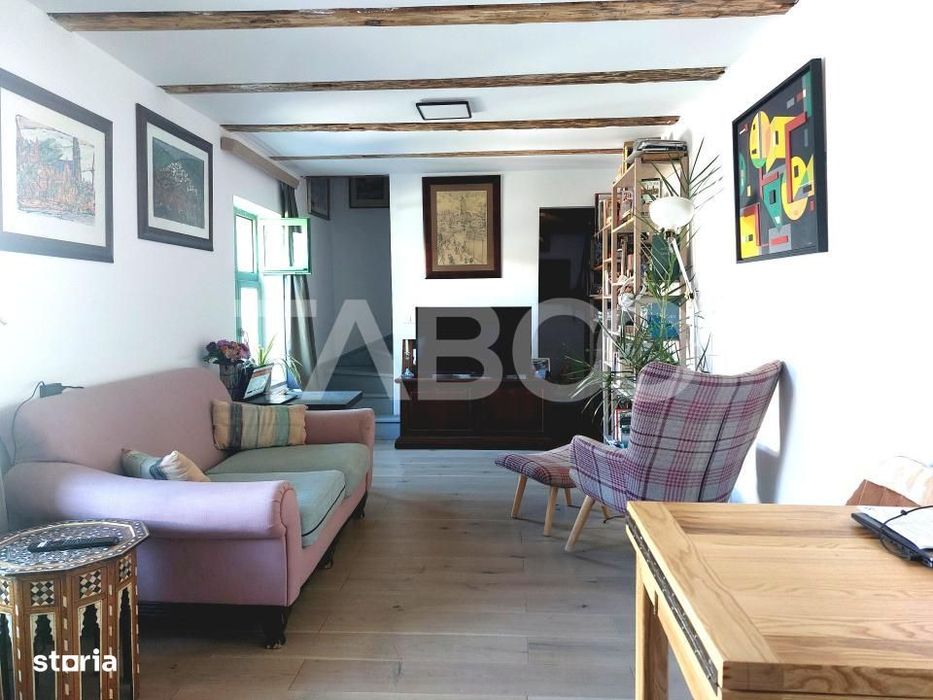 Apartament de vanzare 105 mp 3 camere curte 340 mp in acte Cisnadie — fotografia 1
