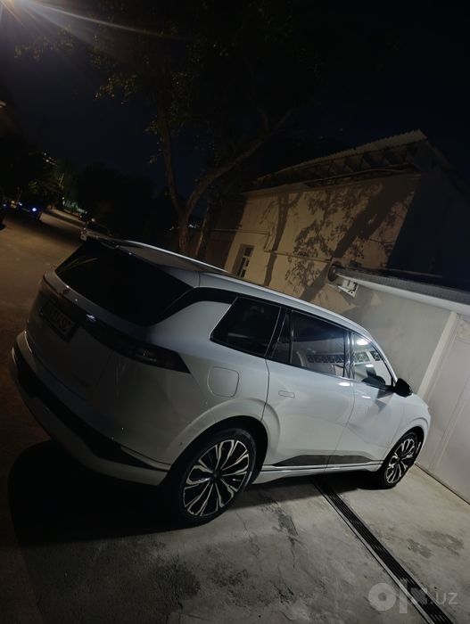 dongfeng 008 restayling EV