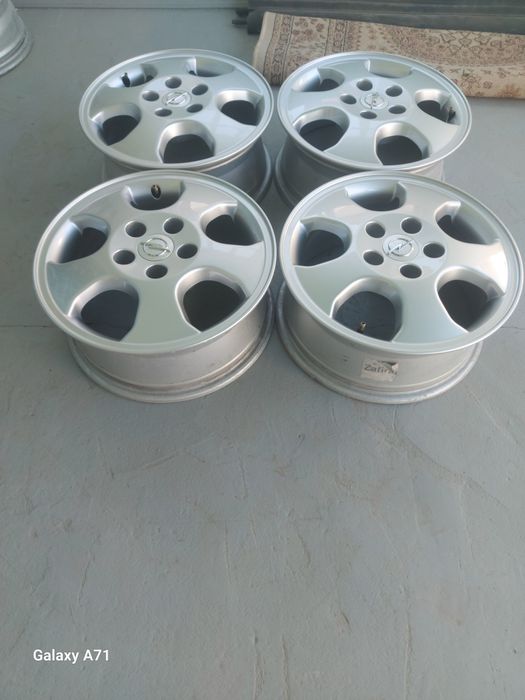 Диски на Опель R 15
