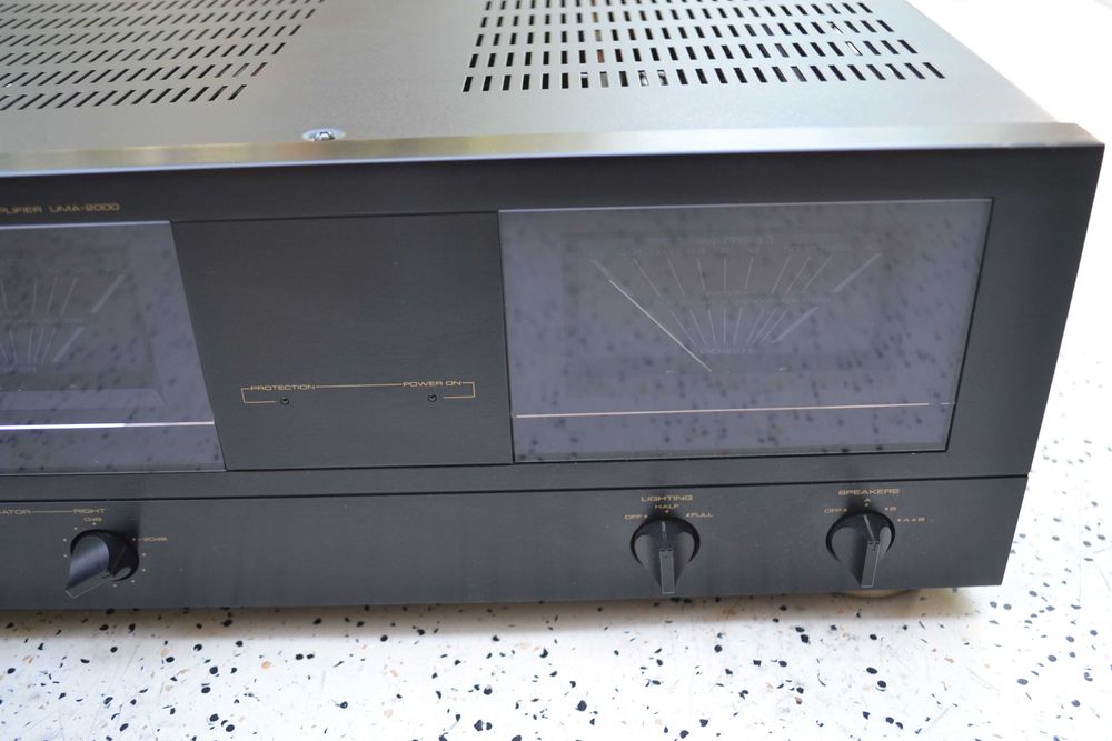 Amplificator Uher UMA 2000