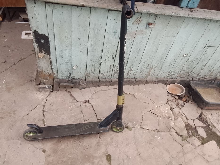 Самокат трюковой б/у