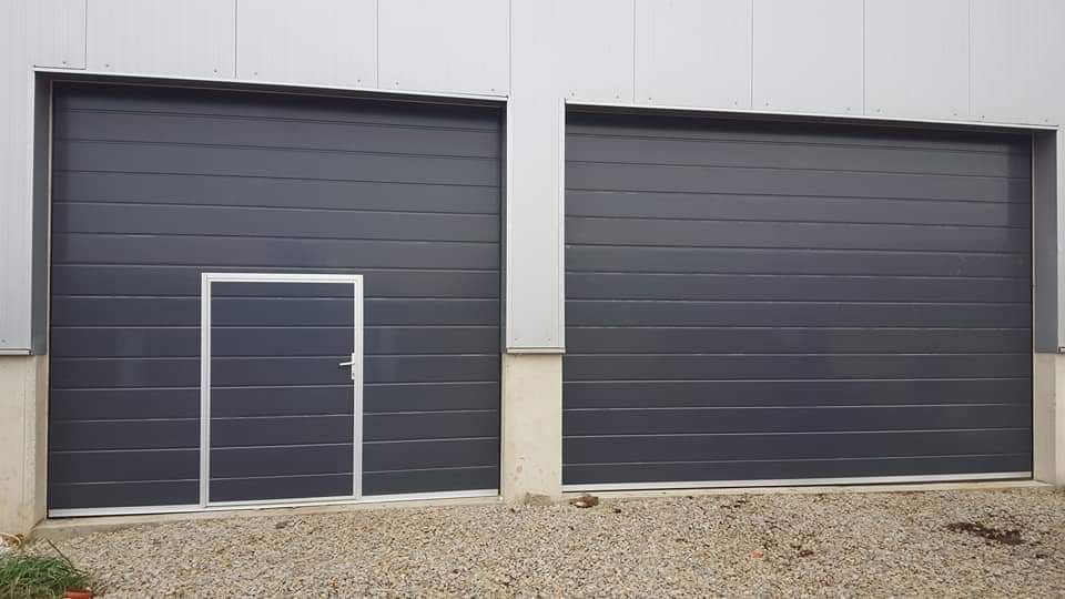 Usi de garaj rezidentiale SECTIONALE SI RULOU