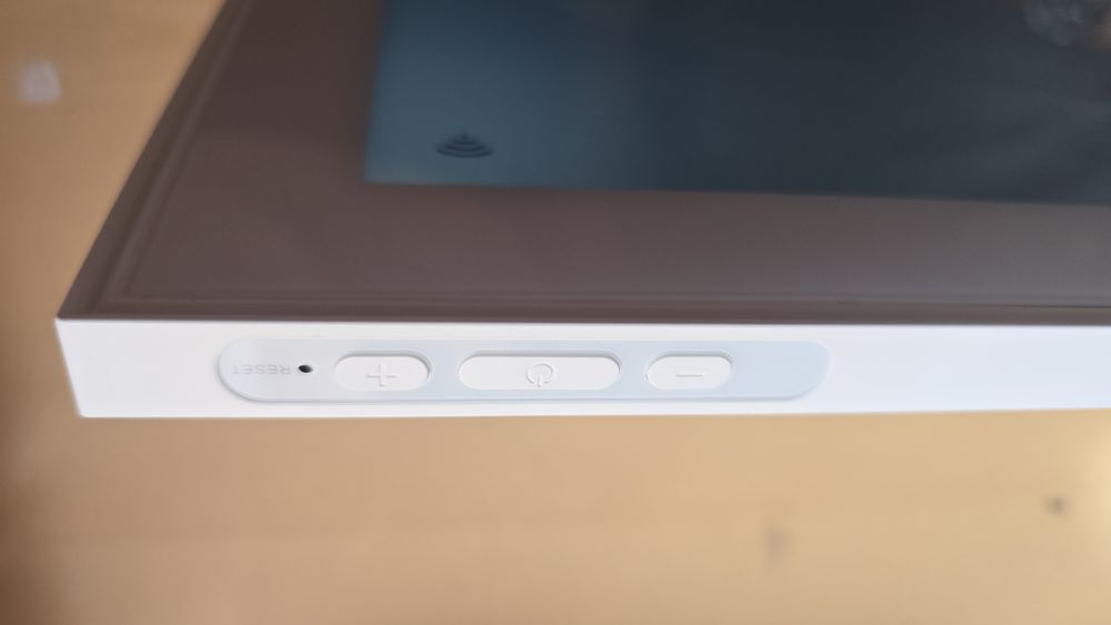 SSA eCalendar 15.6″ Full HD тъчскрийн, смарт семеен календар и дигитална фоторамка