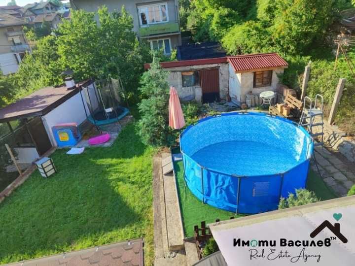 Продава КЪЩА град Перник, Димова махала