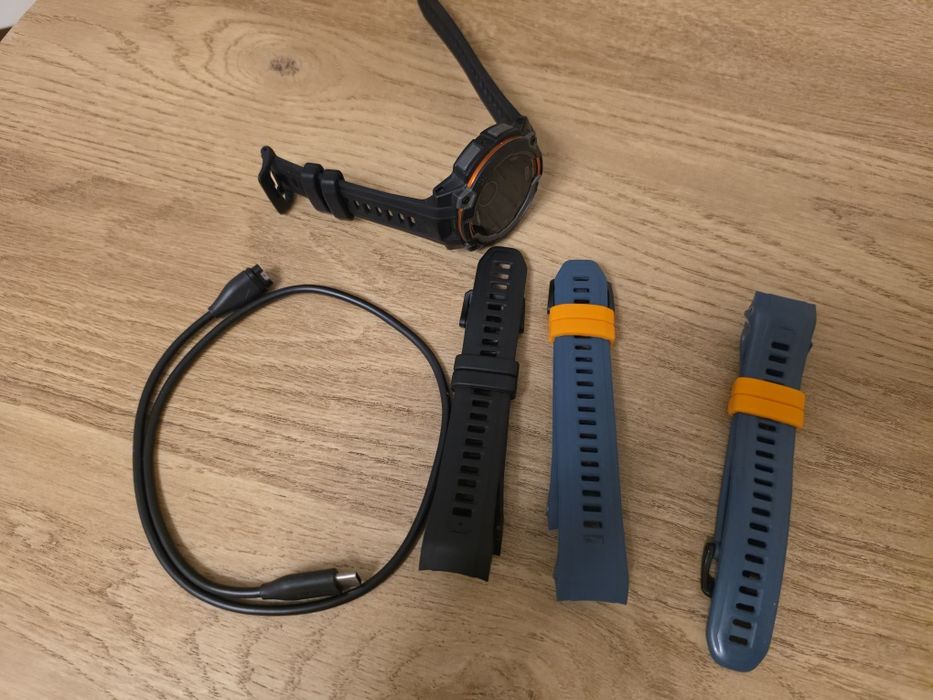 Garmin Instinct 3 Solar 45mm in stare foarte buna + curele