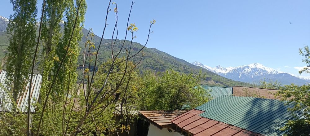 Участка сотилади