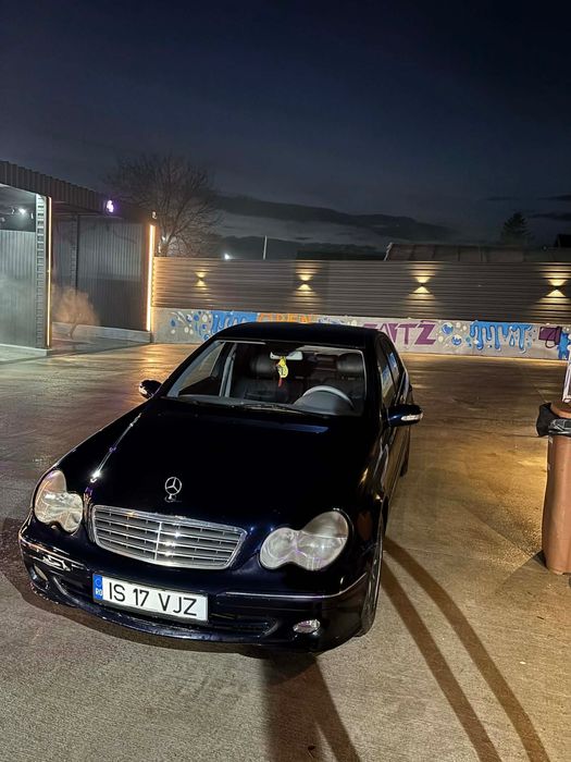 Mercedes Benz C220 CDI W203