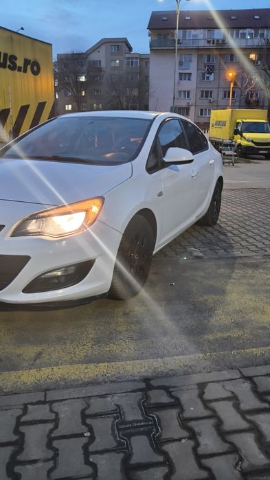 Opel Astra J 2014