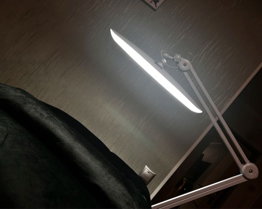 Лампа настольная