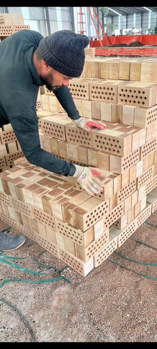 Кирпич Gisht uzb