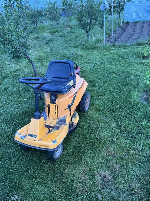 Tractoras gazon stiga