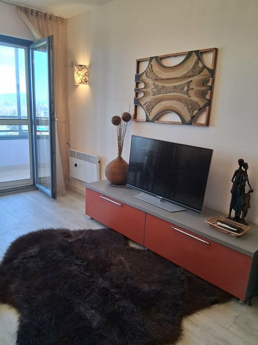 Дава се под наем Двустаен апартамент в София, Студентски град - 75 кв.м за 647.19 € - Снимка #2