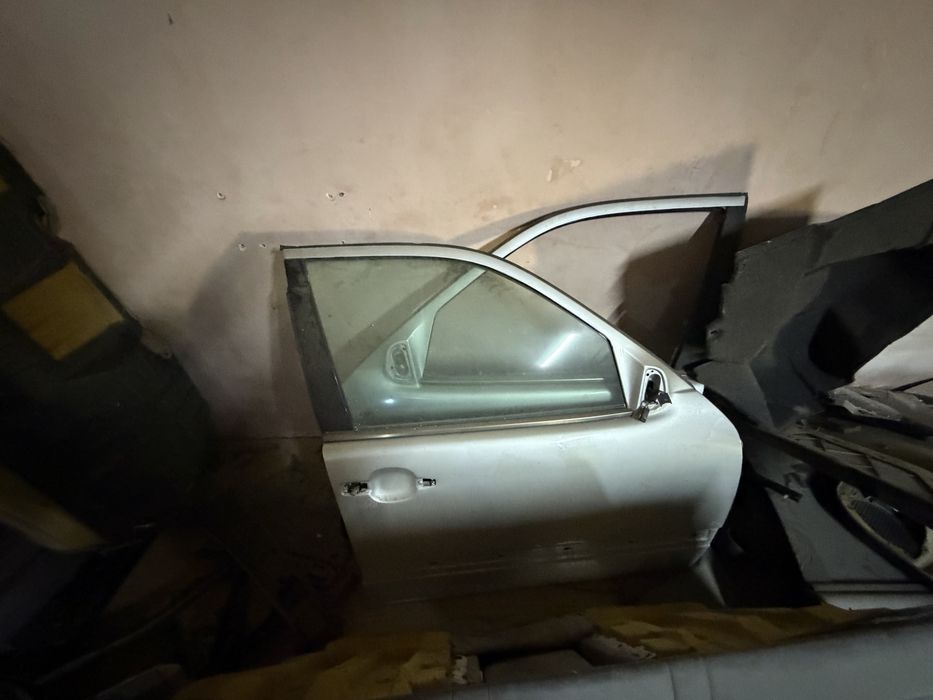 Мерседес 210 запчасти двери
