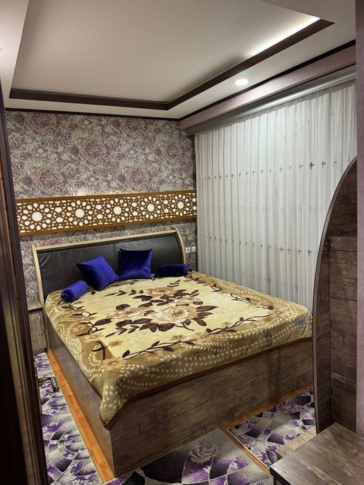 Shayxantoxur Qora tosh 5 xona kvartira srochna sotiladi mebel texnika