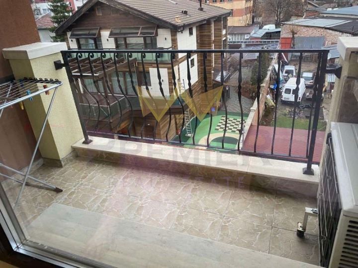 Продава се Четиристаен апартамент в София, Хаджи Димитър - 145 кв.м за 2483 €/кв.м - Снимка #9