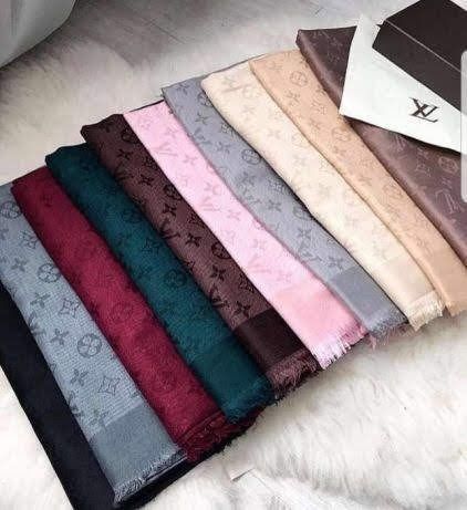 Стилные брендовые палантины