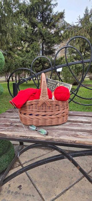 Корзина плетеная ручной работы